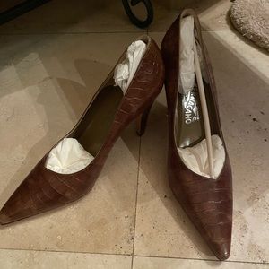 Ferragamo tan heels